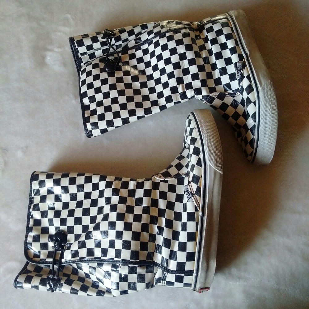 Vans checkered boots